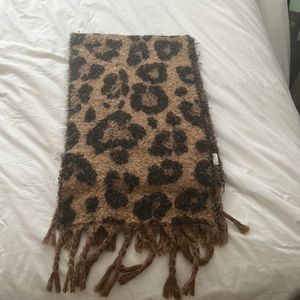 Cheetah print scarf